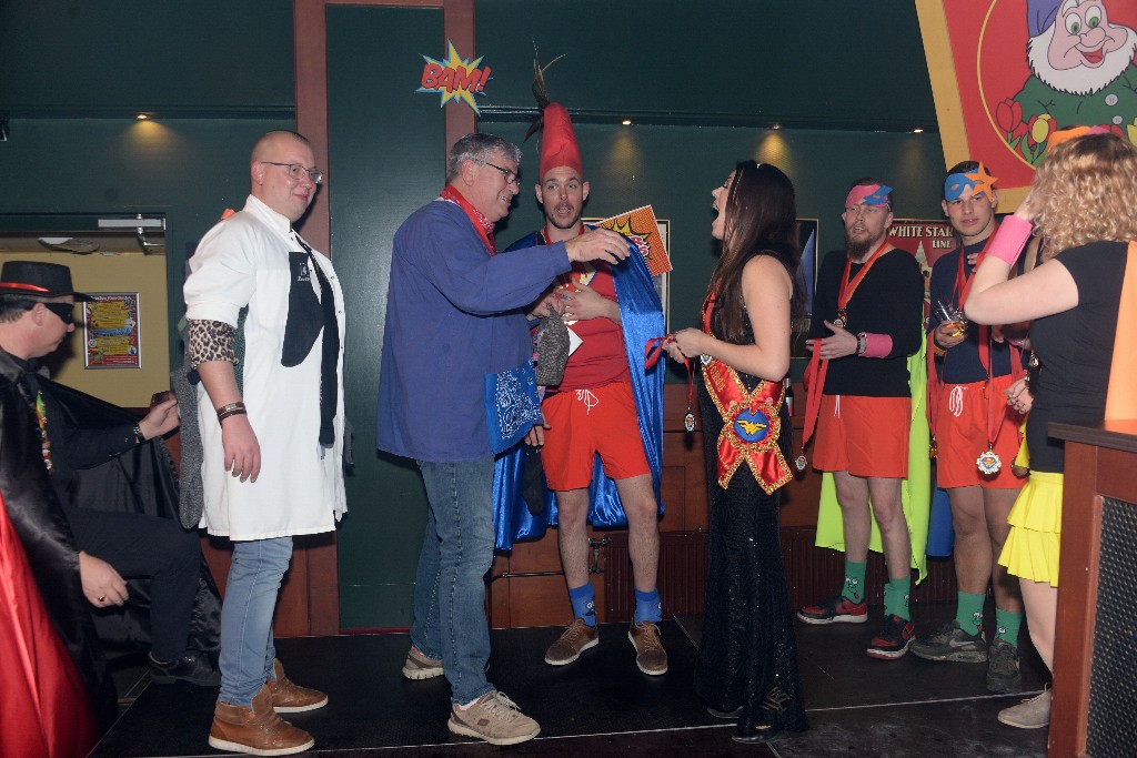 ../Images/Held op sokken feest 019.jpg